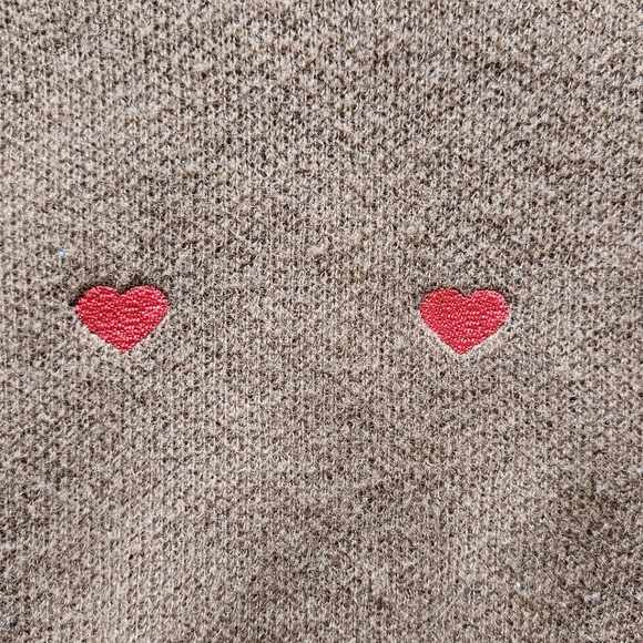 Brown Sweater with Hearts from Temu - Picture 2 of 5